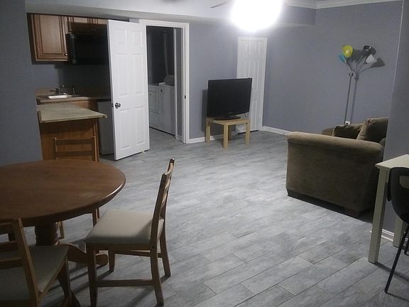 2nd image of 1206 Bond St #Basement