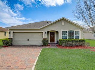 647 Black Eagle Dr, Groveland, FL 34736