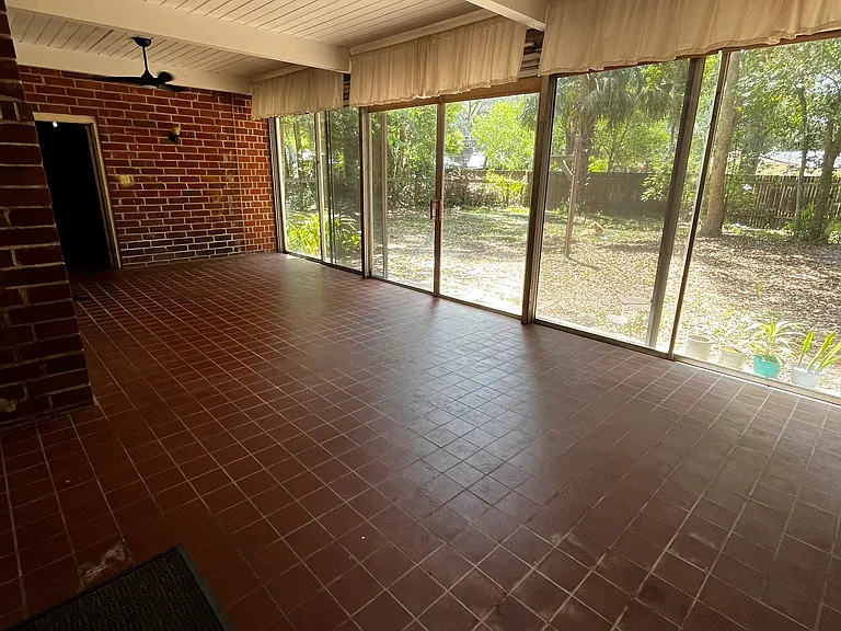 1005 NW 13th Ave — Photo 19