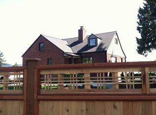 10352 Sand Point Way NE, Seattle, WA 98125