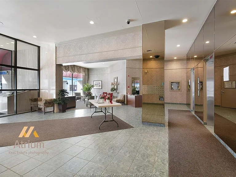 380 Pelissier St #1103 — Photo 2