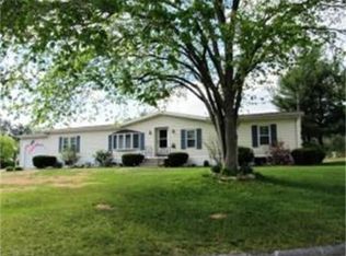 3 Hillock Cir, Nashua, NH 03062