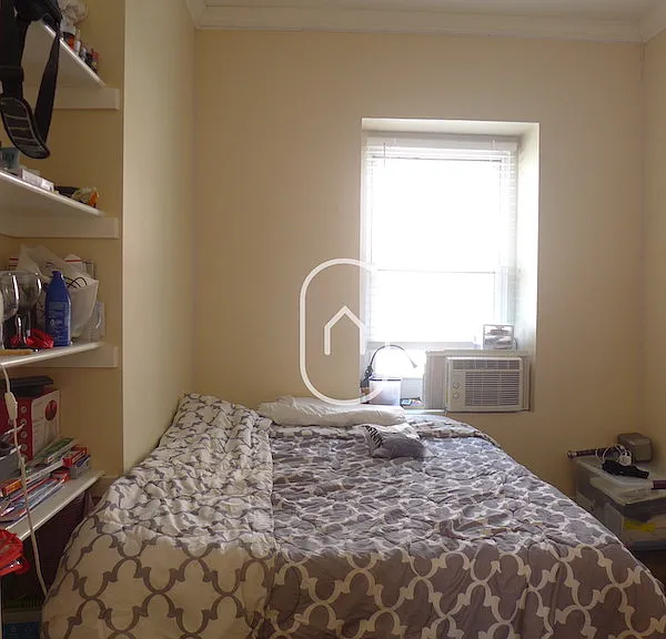 34 Williams St — Photo 4