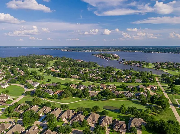 27 Carmel Ct, Montgomery, TX 77356