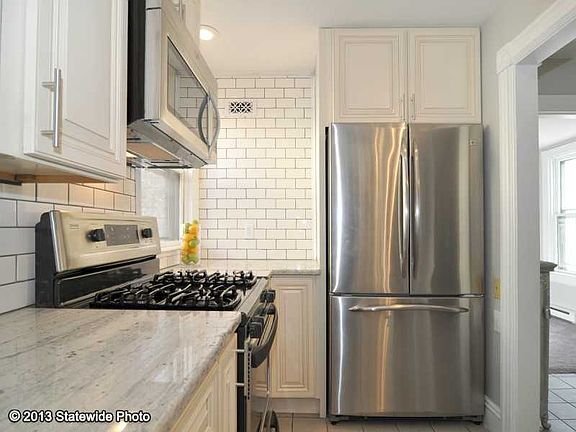 4th image of 1571 Mendon Rd