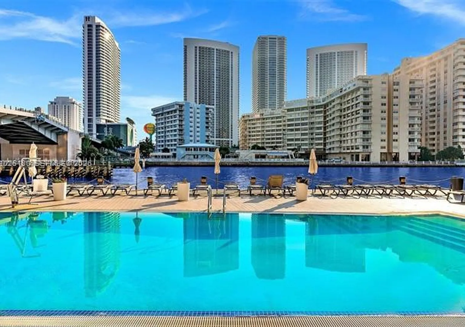 2602 E Halladale cu-T3105, Hallandale Beach, FL 33009 — Photo 3