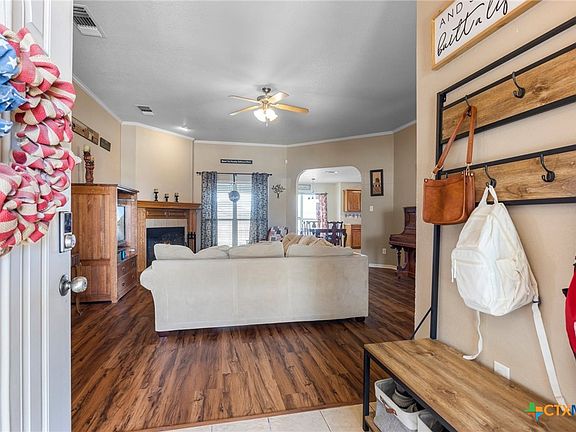 3rd image of 3501 Republic Of Texas Dr