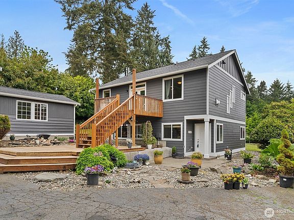 2nd image of 6818 124th Street E