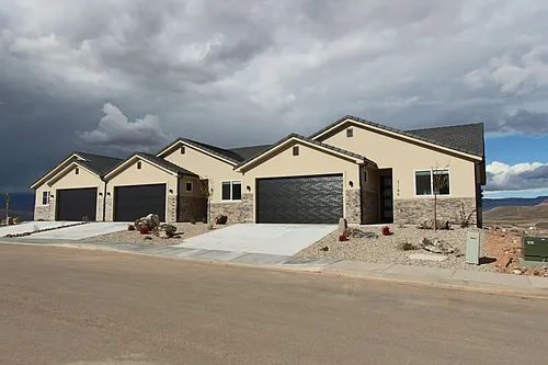 2182 W 380 S Photo 1