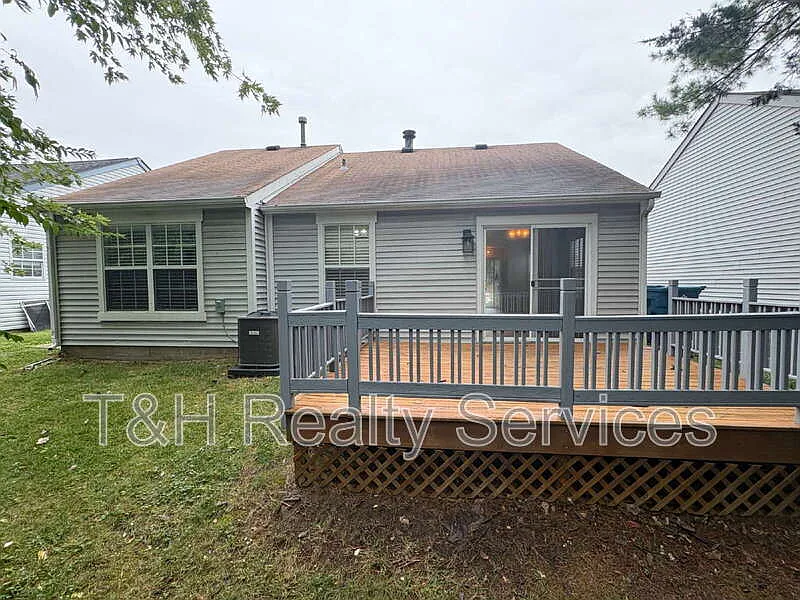 2 bed, 1.5 bath, 1032 sqft, $1,950 — Photo 4