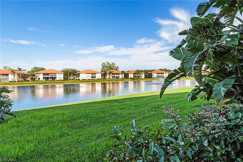 3 bed, 2.0 bath, 1413 sqft, $3,900 — Photo 1