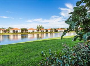 280 Robin Hood Cir UNIT 101, Naples, FL 34104