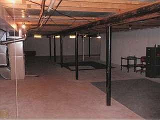 2nd image of 25462 Springbrook Dr