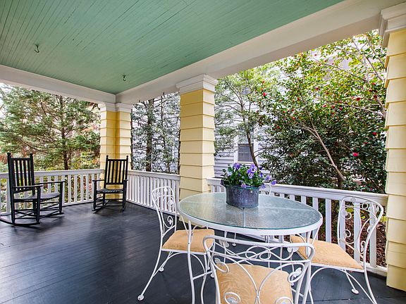 3rd image of 120 Forest Rd