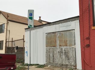 15 Calumet St, Newark, NJ 07105