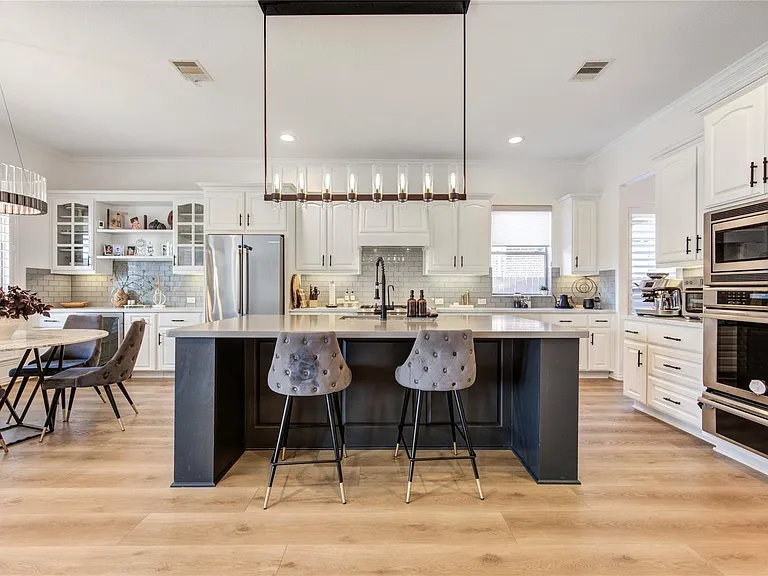 14510 Tivoli Dr — Photo 9