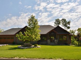 1936 Chinook Dr, Duluth, MN 55811