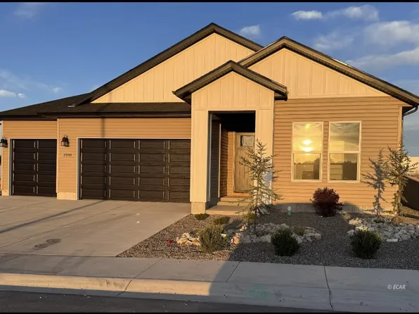 423 Flora Dr, Spring Creek, NV 89815
