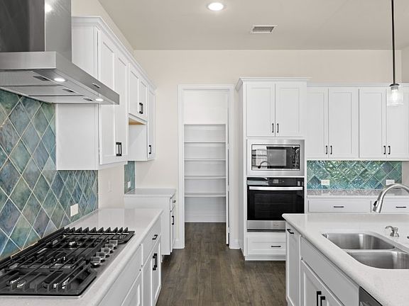 6th image of this home