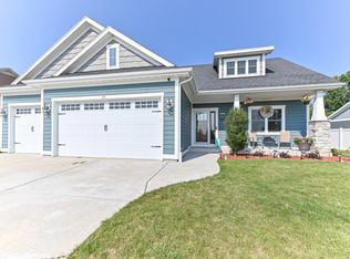 26 Portico Dr, Mount Pleasant, WI 53406