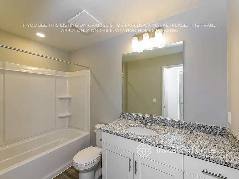 108 N Riverside Dr — Photo 14