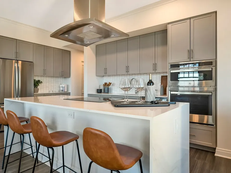 2300.5 N Lincoln Park W #507