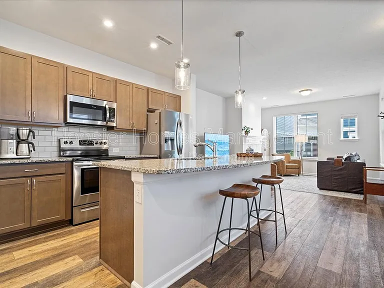 9239 Hawley Dr — Photo 6