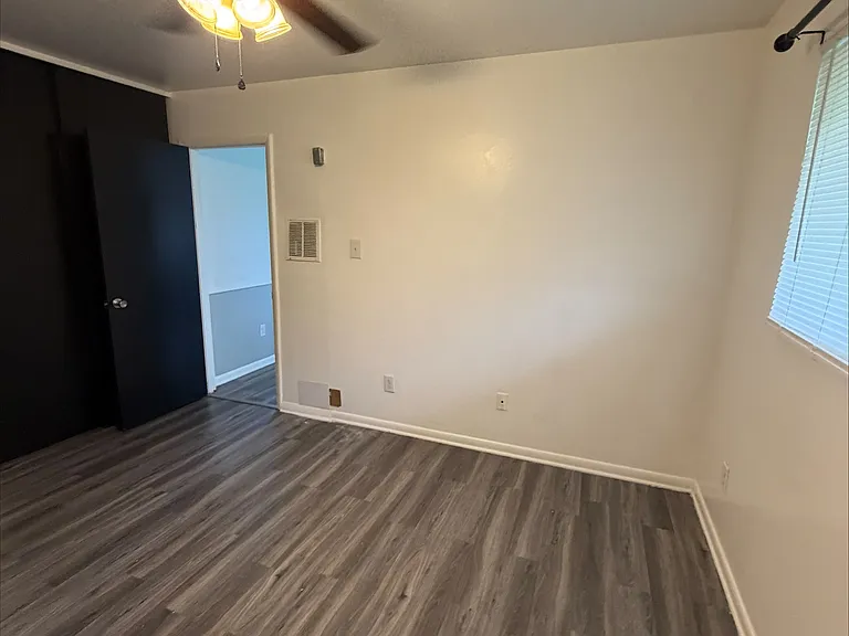 308 Kenbrook Dr — Photo 7