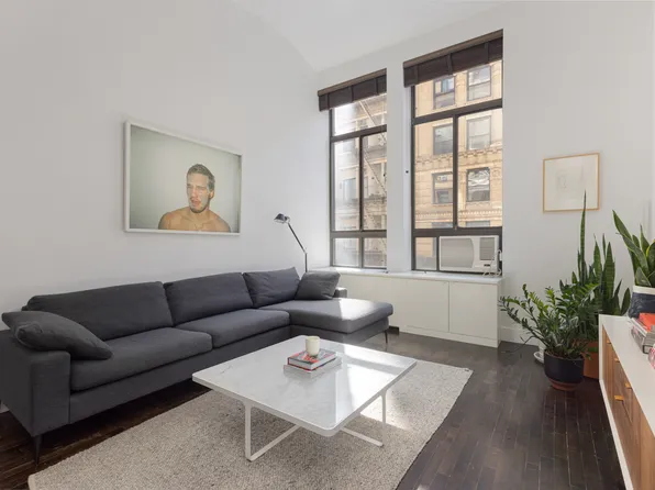 39 East 12th Street image 4 of 13