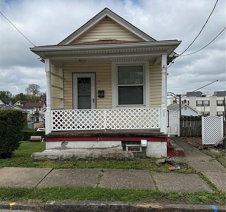 1st image of 1208 Scott St