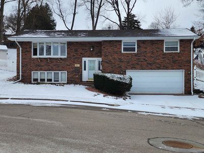 2815 Wildwood Ct, Dubuque, IA, 52001