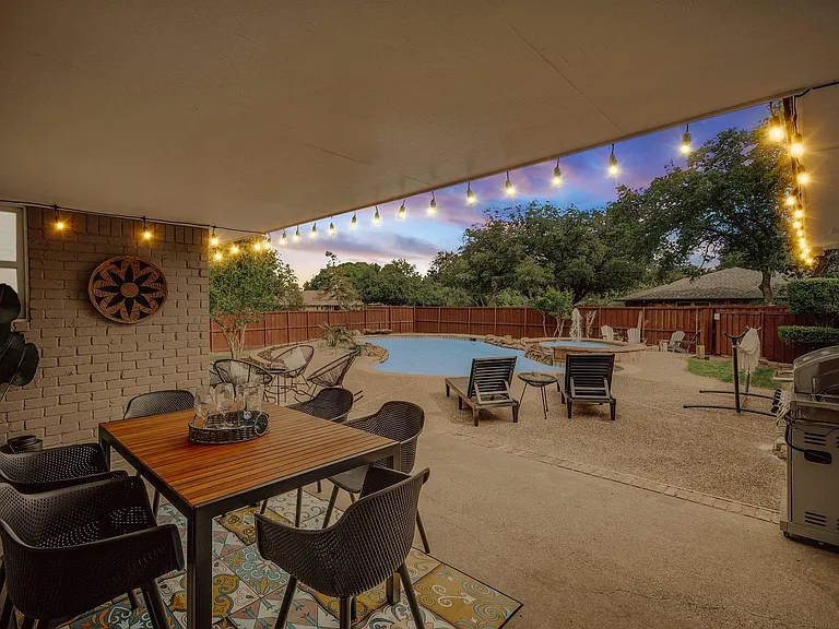 334 Lisa Ln — Photo 40