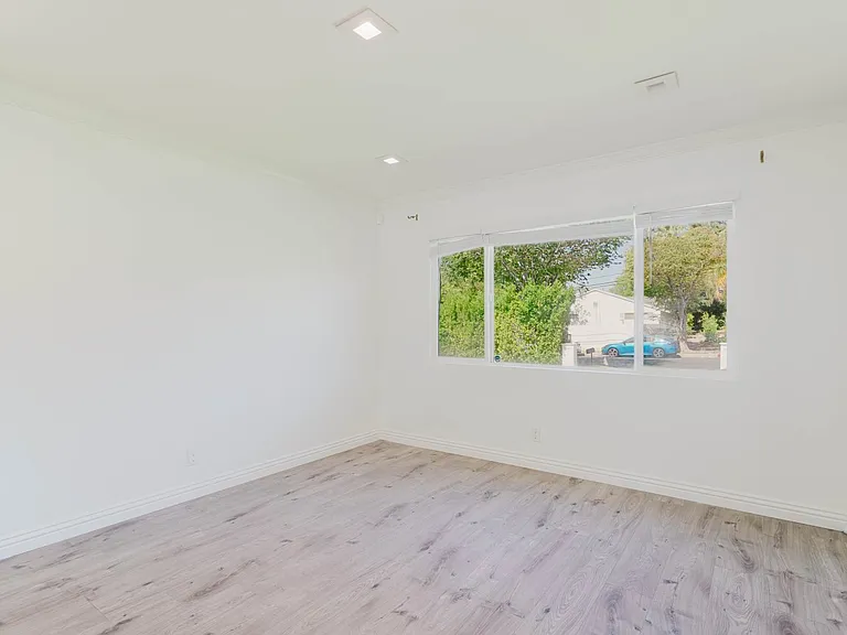 11072 Chimineas Ave — Photo 18