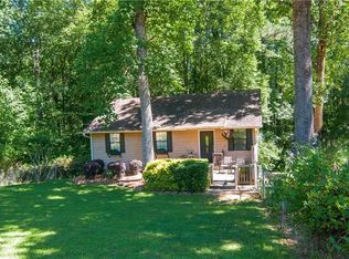3995 Cherokee Trl, Suwanee, GA 30024