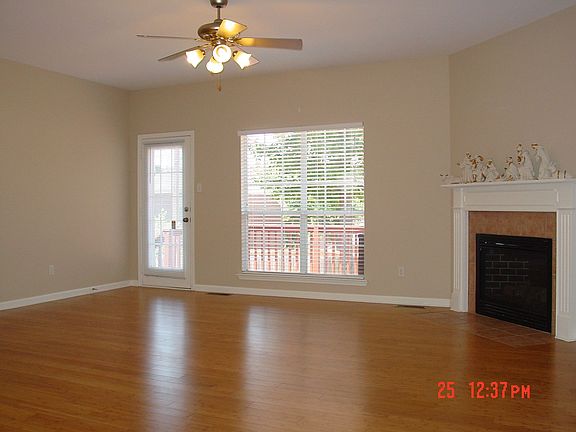 Large living area with gas log fireplace