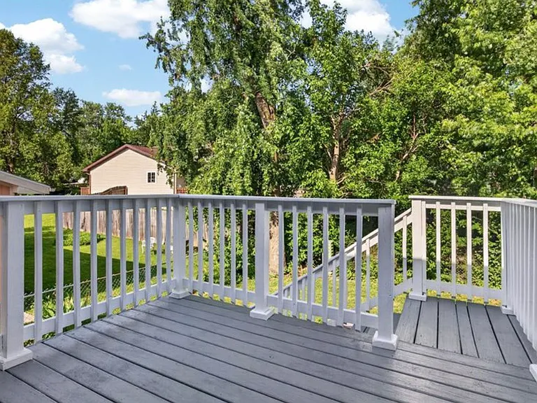 1306 Cadwell Dr — Photo 9