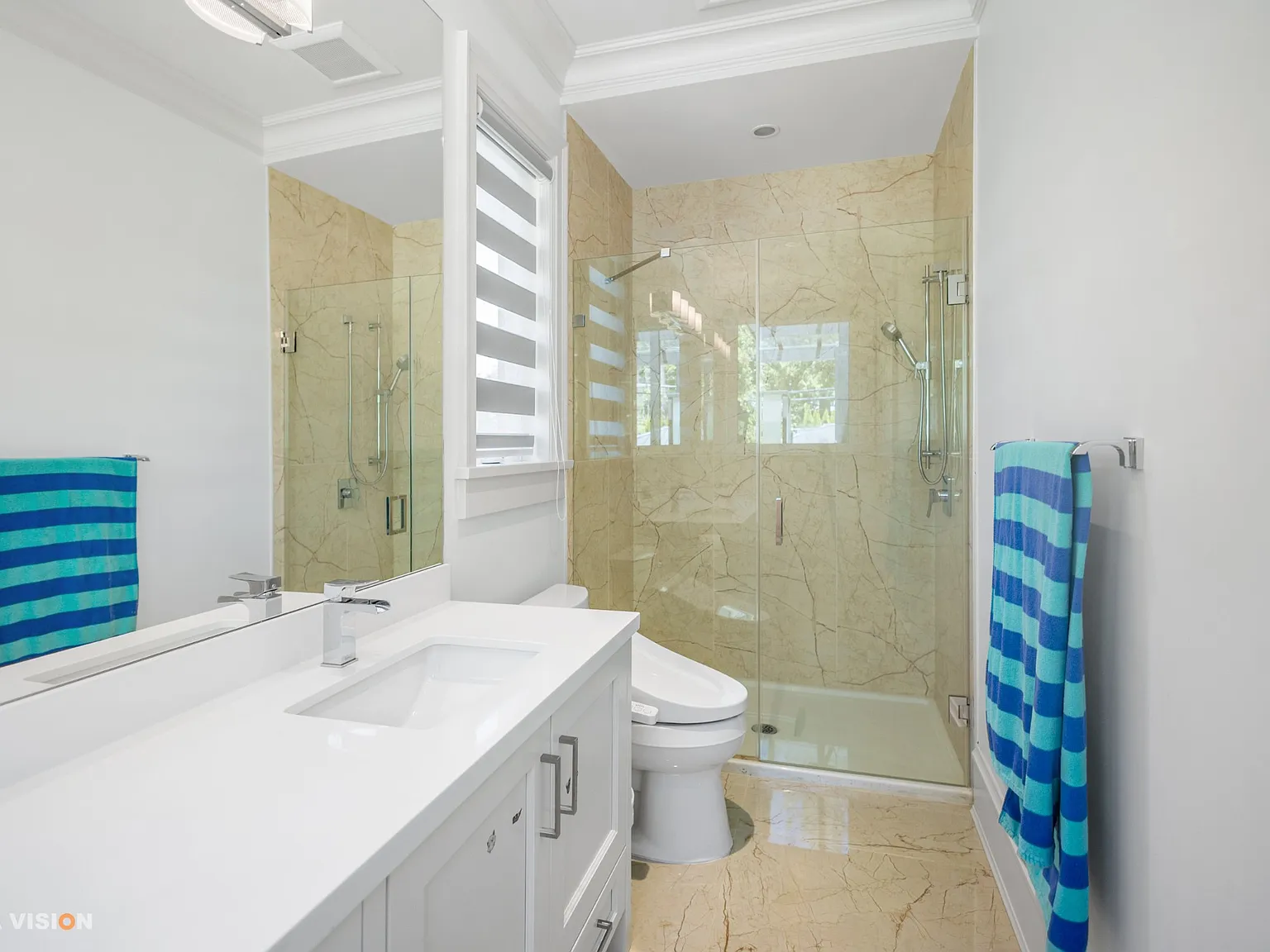 7 bed, 4727 sqft, $12,800 — Photo 4