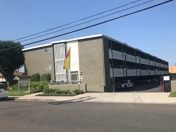 Welcome home to Brookstone Apartments, 15421 Van Buren St APT 112, Midway City, CA 92655
