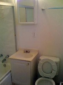 5th image of 462 N Yosemite Ave APT A