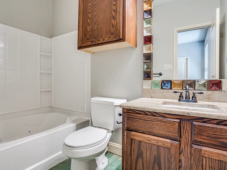 2714 Merida. Duplex home near TCU. Bathroom 2.
