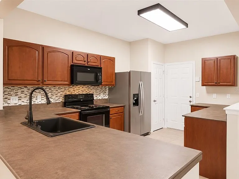 2561 Galliano Cir — Photo 5
