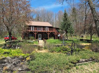 N8539 Anna Ln, Iola, WI 54945