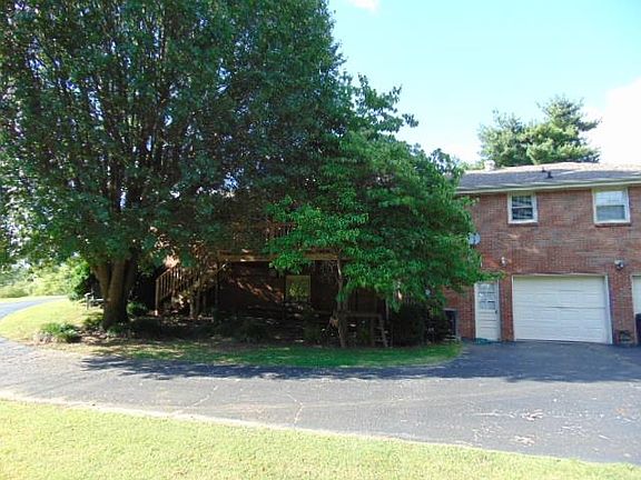 5th image of 2420 Sandy Dr