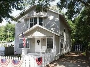 405 McNamee Ave, Ocean Springs, MS 39564
