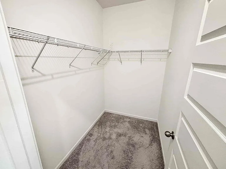 5784 Silver Lake Dr — Photo 16