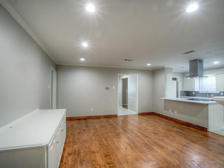 530 Lawnmeadow Dr — Photo 6