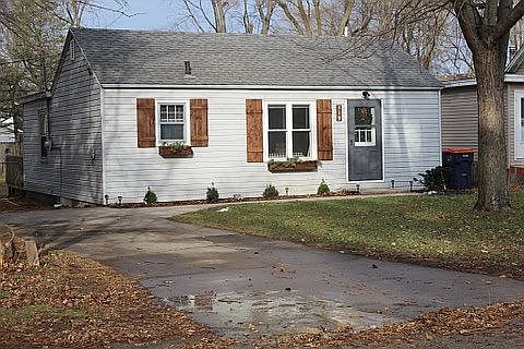 1st image of 519 W 21st St