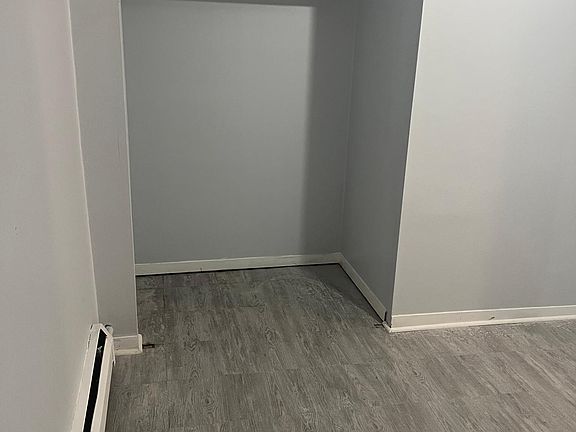 3rd image of 2821 N Merrimac Ave #Basement