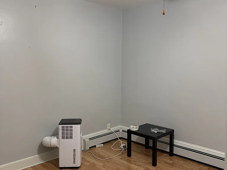 205 Malvern St #2 — Photo 12