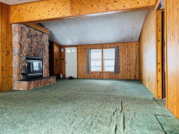 3rd image of 6275 Meadville Rd